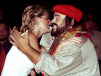 Pavarotti News 02.webp